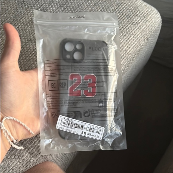 iPhone 15 - Michael Jordan Phone Case - Picture 3 of 4